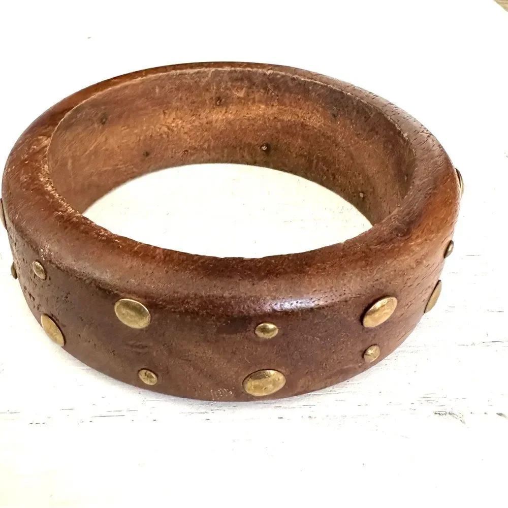 Wood gold tone bangle bracelet